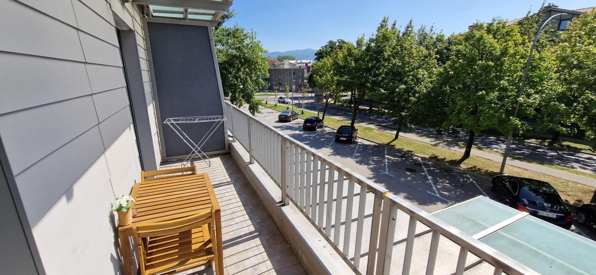 Daisy Apartment Ajdovščina エクステリア 写真
